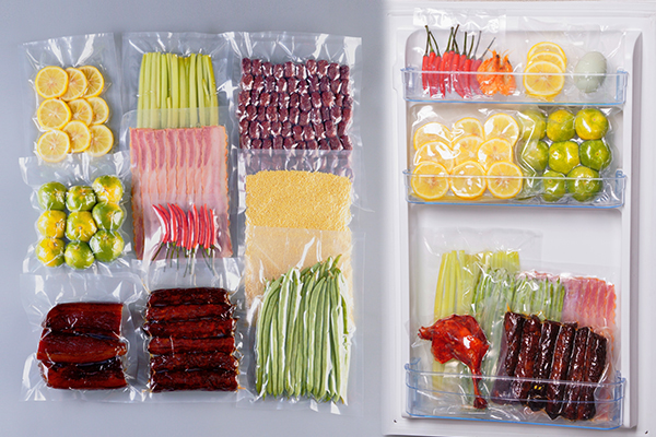 What is the effect of PET composite PE material on the transparency of vacuum bags?